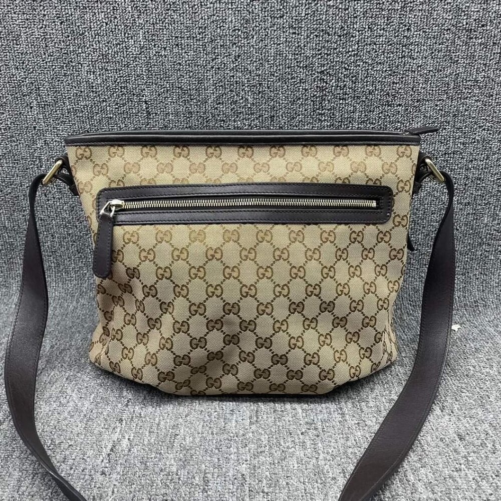 100% Authentic GUCCI GG Canvas Shoulder Bag - Picture 1 of 14